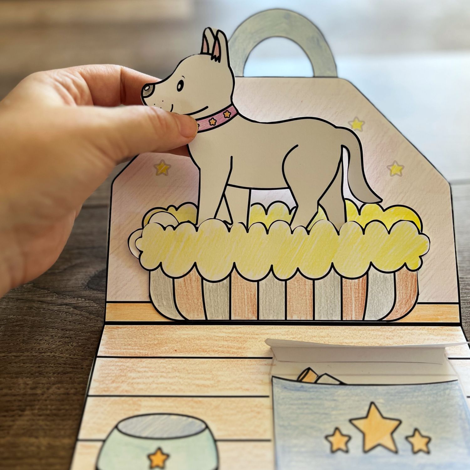 Vystřihovánka psí domeček,PDF