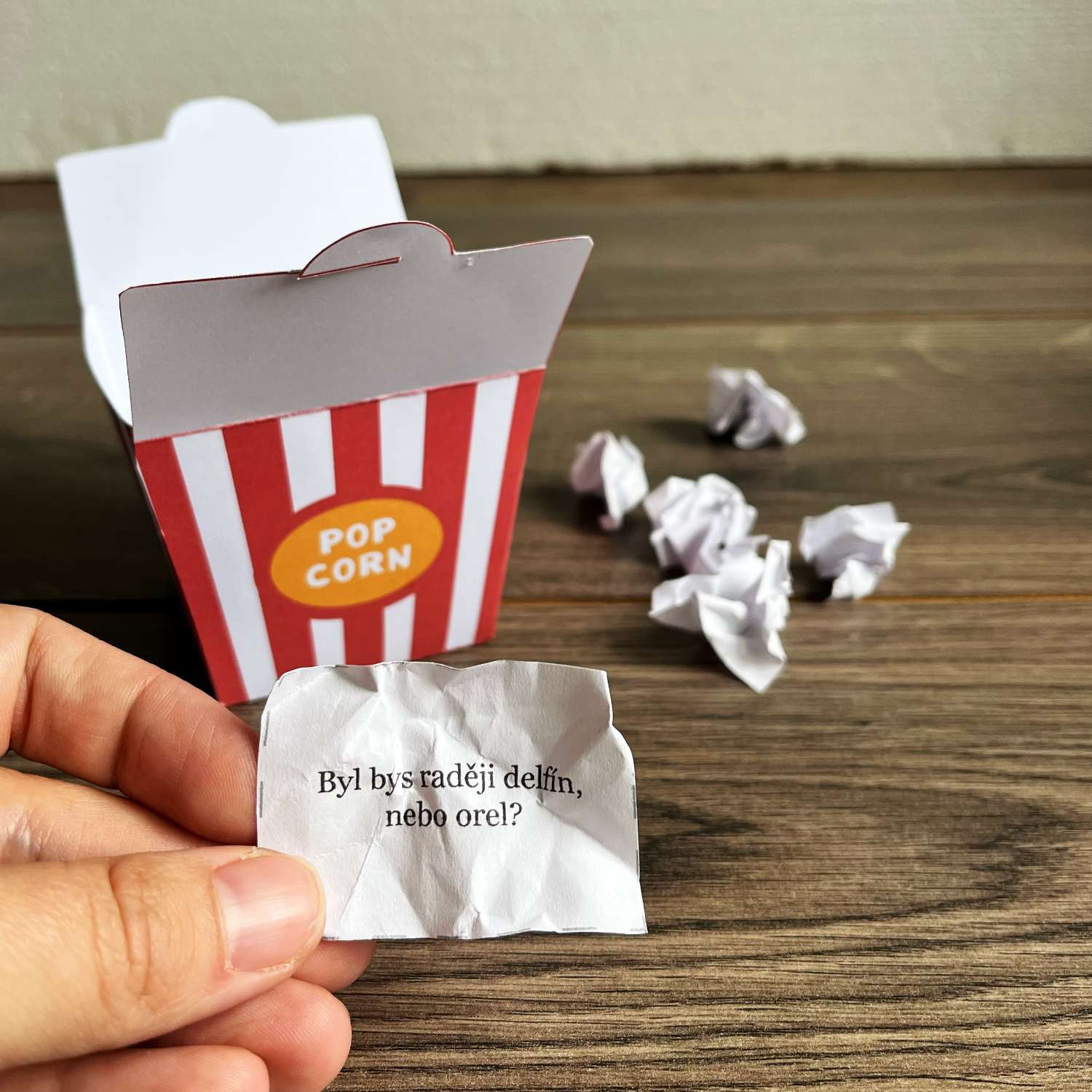 Popcorn: Buď, nebo – hravé otázky pro děti